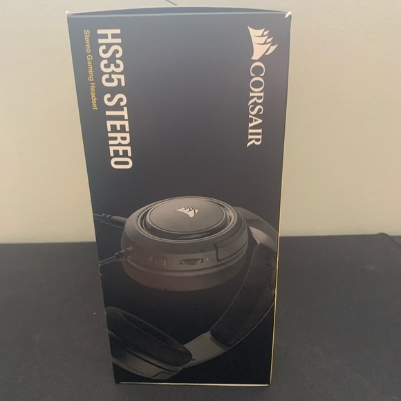 CORSAIR HS35 STERO BRAND NEW HEADPHONE - Picture 2 of 4